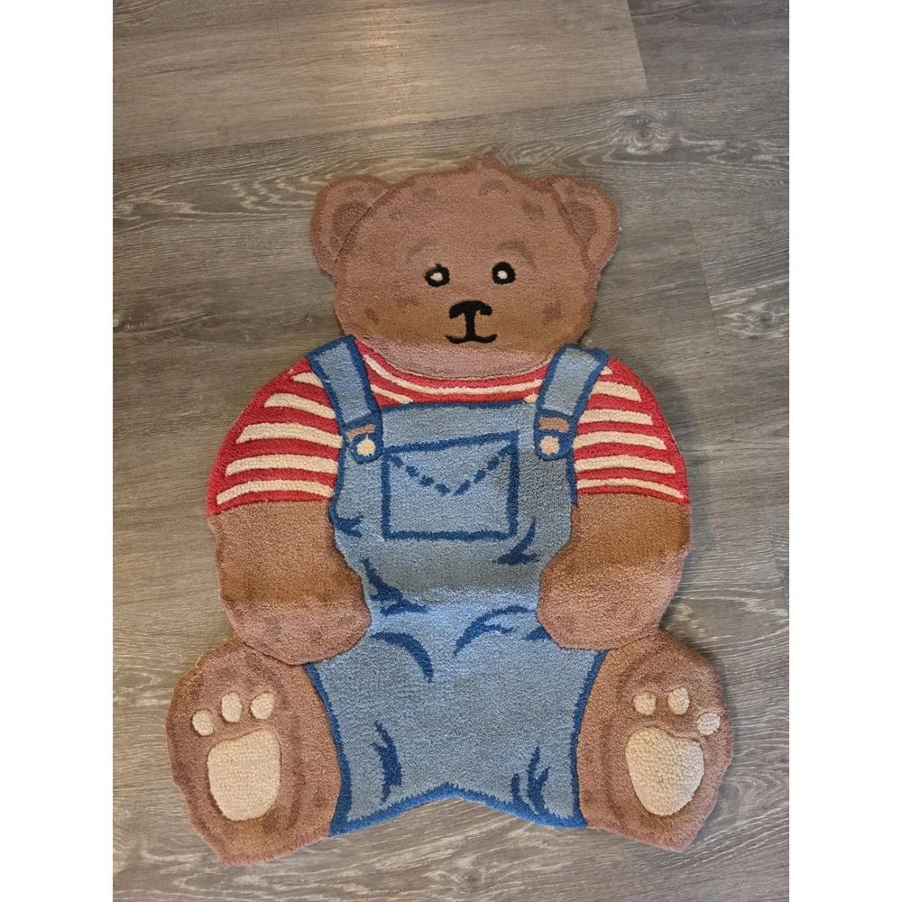 Bear Shaped Area Rug vtg Playroom rug nursery rug still new ! vtg rug